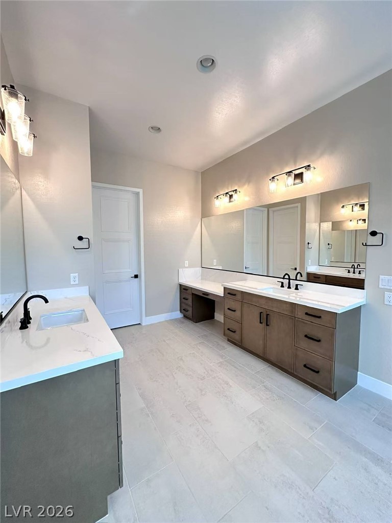 5569 Artex Avenue Property Photo 15