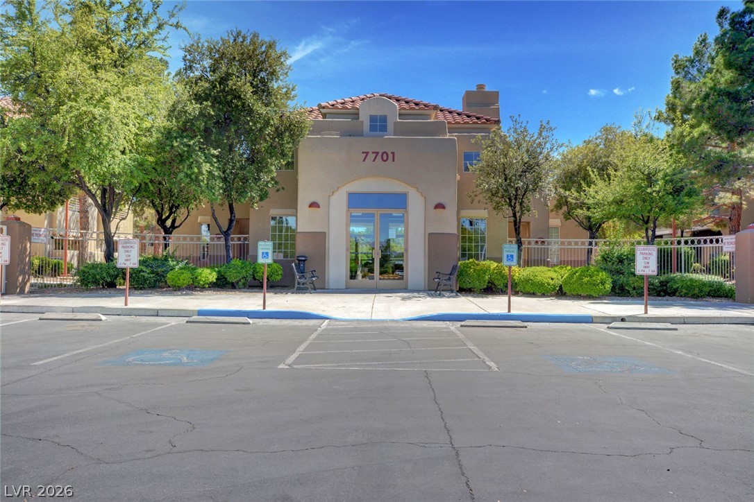 1908 Desert Falls Court 101 Property Photo 35