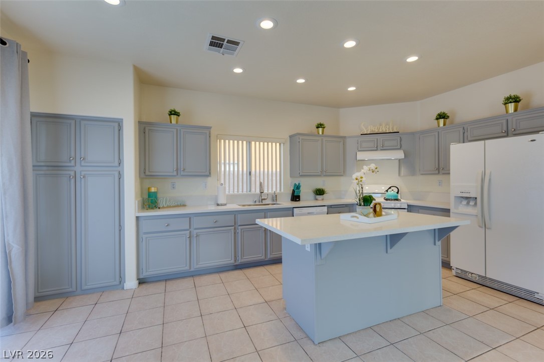 7886 Blue Brook Drive Property Photo 7