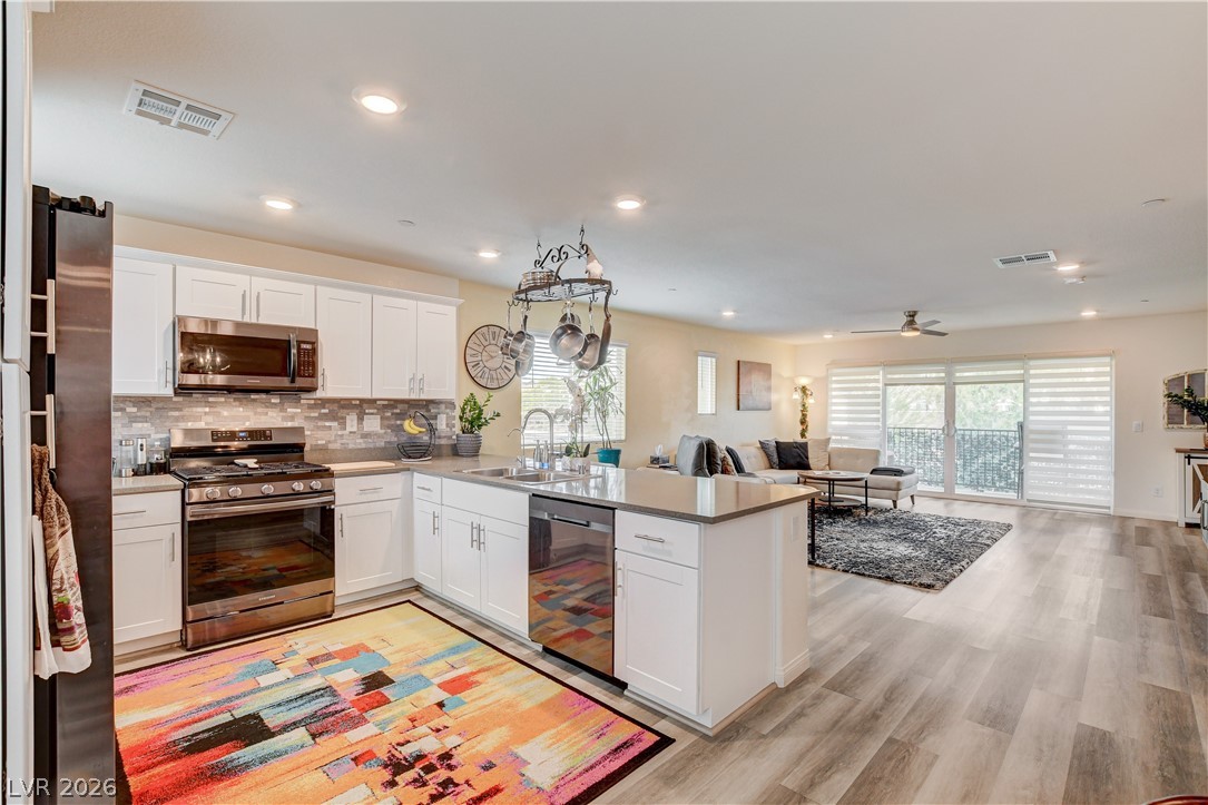 3715 Brilliant Sunset Street Property Photo 14