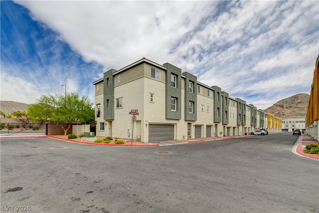 3715 Brilliant Sunset Street Property Photo 48