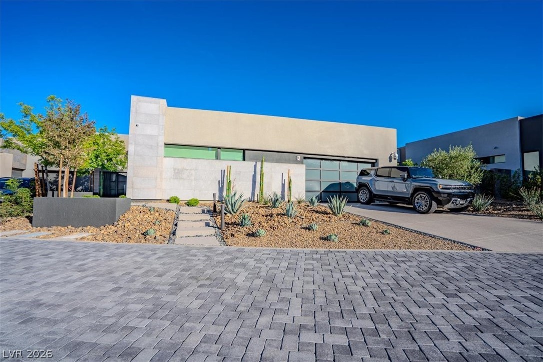 12 Falling Canyon Court Property Photo 13