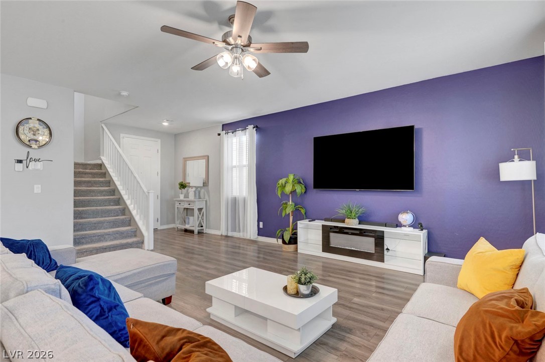 12321 Silvana Street Property Photo 12