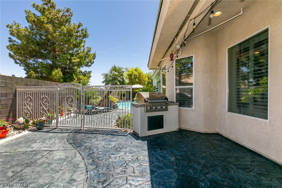 7718 Willow Cove Circle Property Photo 41