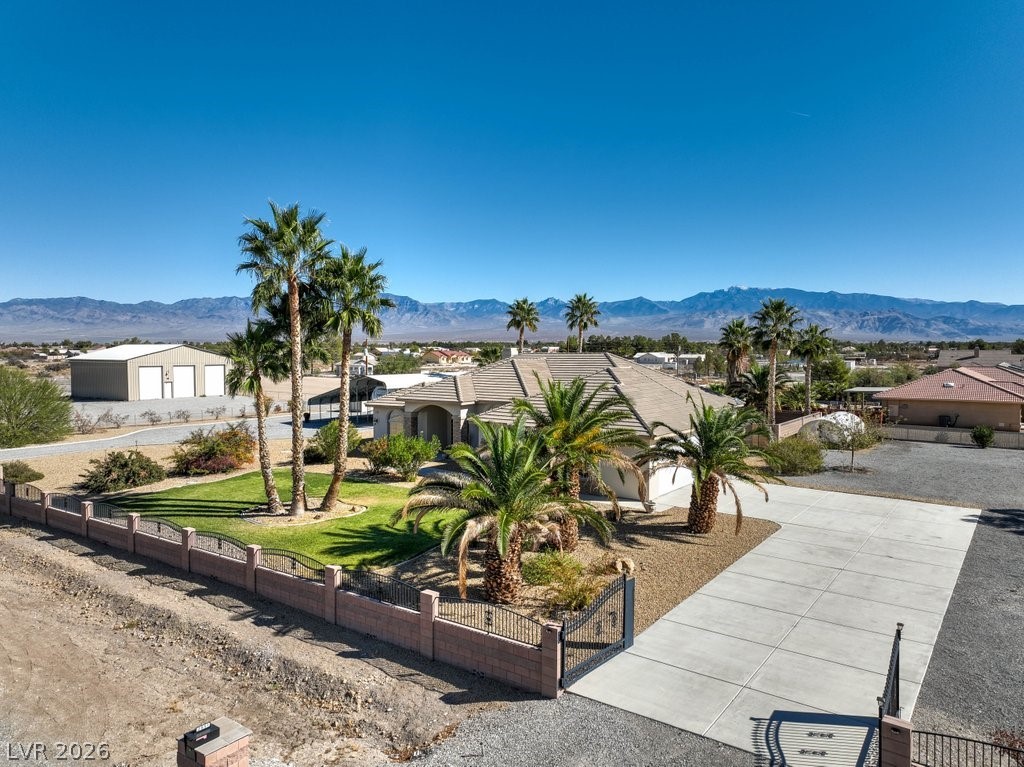 2851 Winchester Avenue Property Photo 2