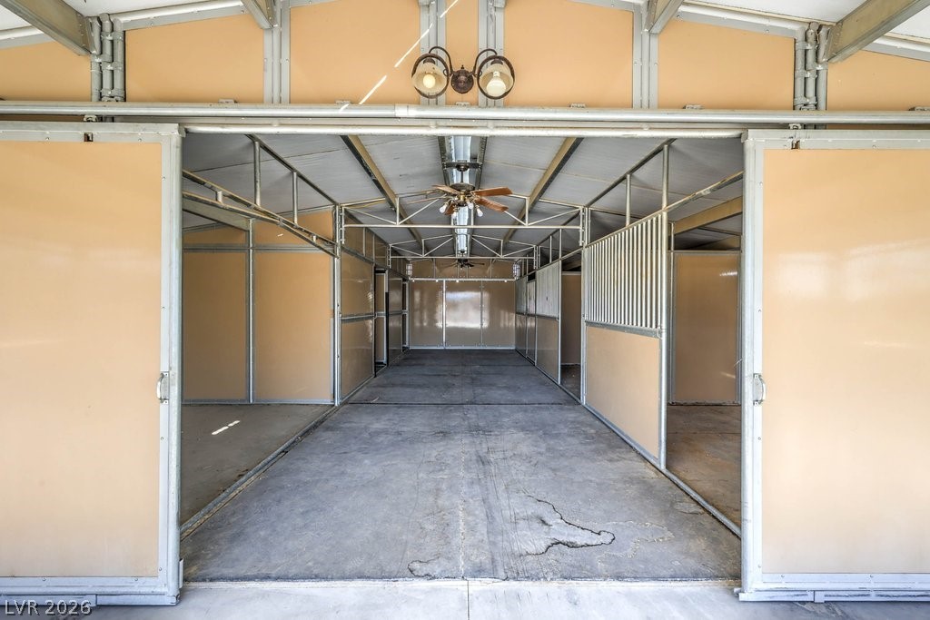 2851 Winchester Avenue Property Photo 8
