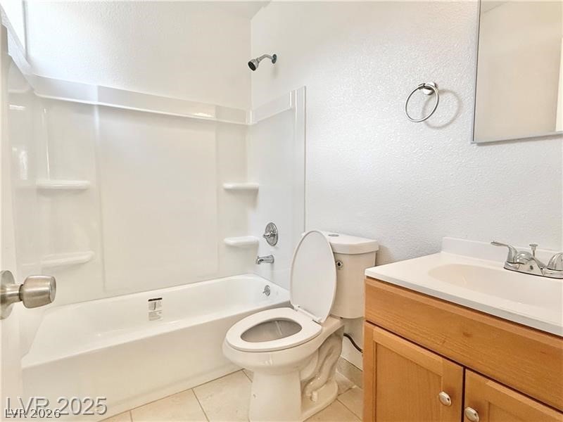3209 El Morro Avenue Property Photo 8