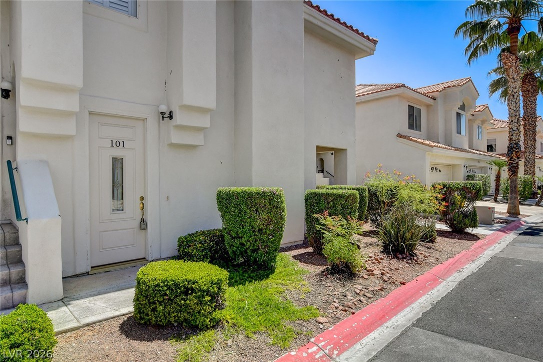 7637 Valley Green Drive 101 Property Photo 2