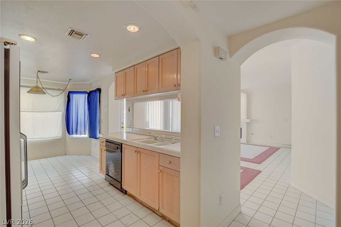 7637 Valley Green Drive 101 Property Photo 13