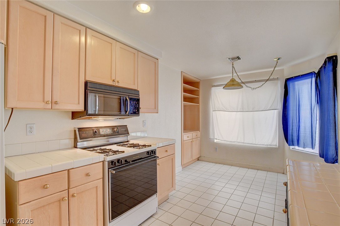 7637 Valley Green Drive 101 Property Photo 15