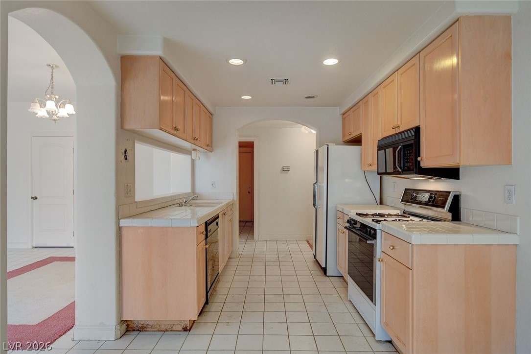 7637 Valley Green Drive 101 Property Photo 17