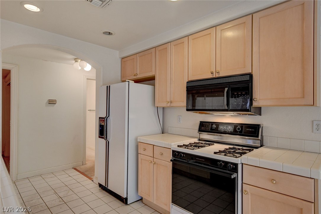 7637 Valley Green Drive 101 Property Photo 19