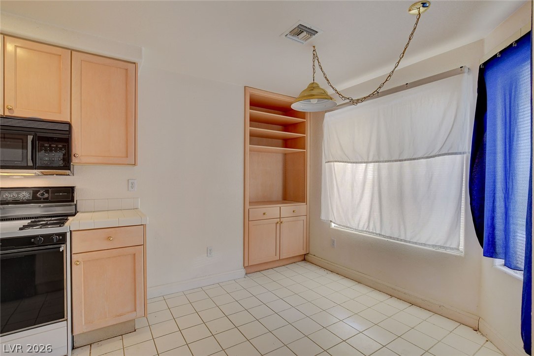 7637 Valley Green Drive 101 Property Photo 21