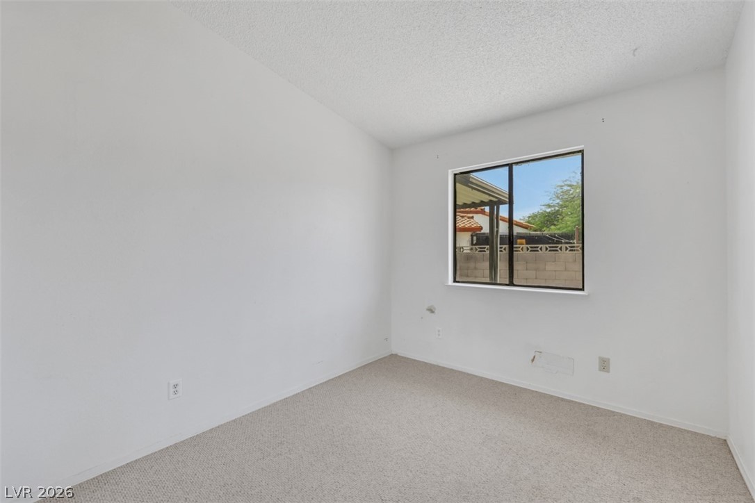 1005 Brookside Court Property Photo 9