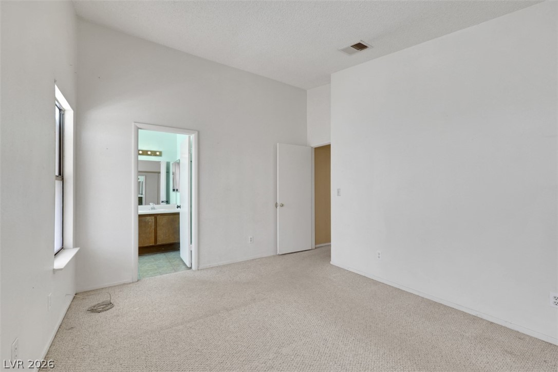 1005 Brookside Court Property Photo 12