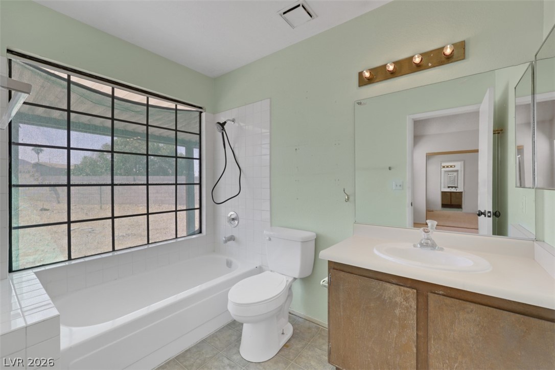 1005 Brookside Court Property Photo 13
