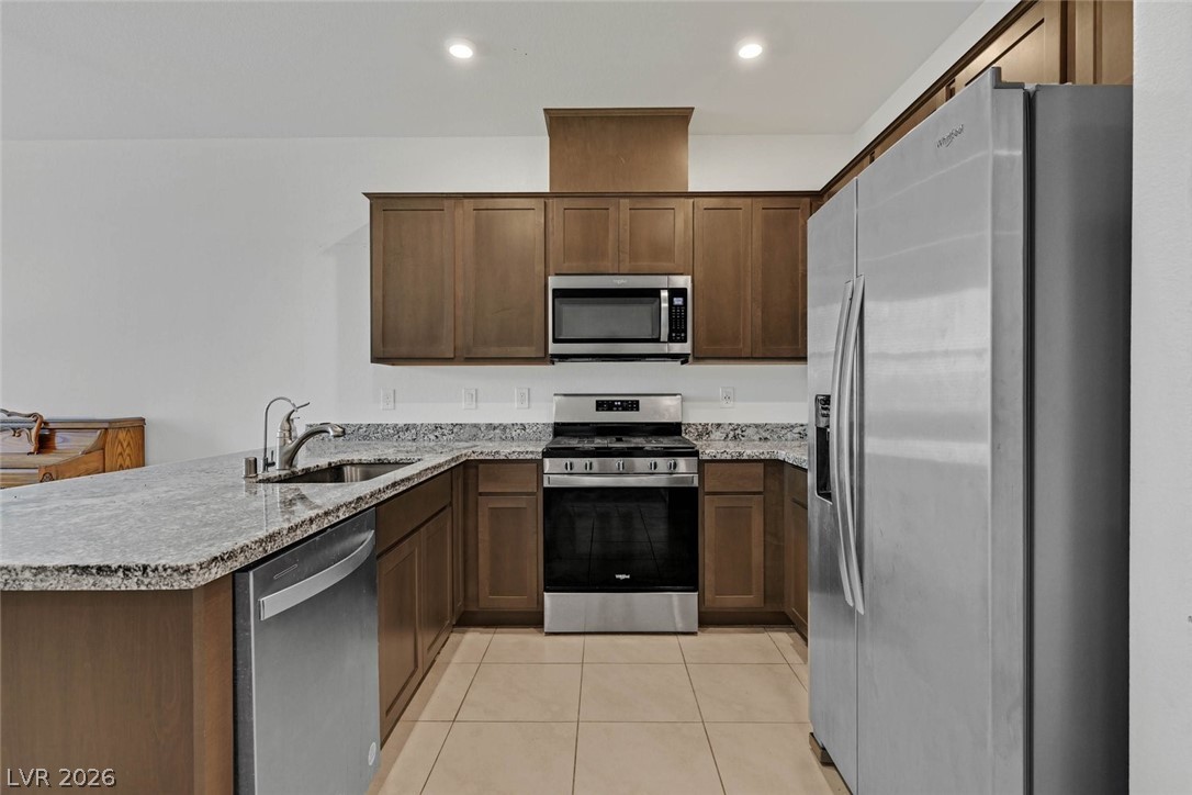 528 Ylang Place Property Photo 4