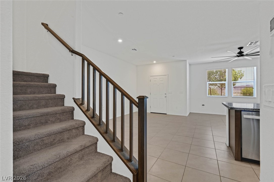 528 Ylang Place Property Photo 7