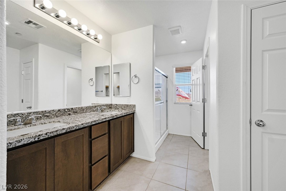 528 Ylang Place Property Photo 14