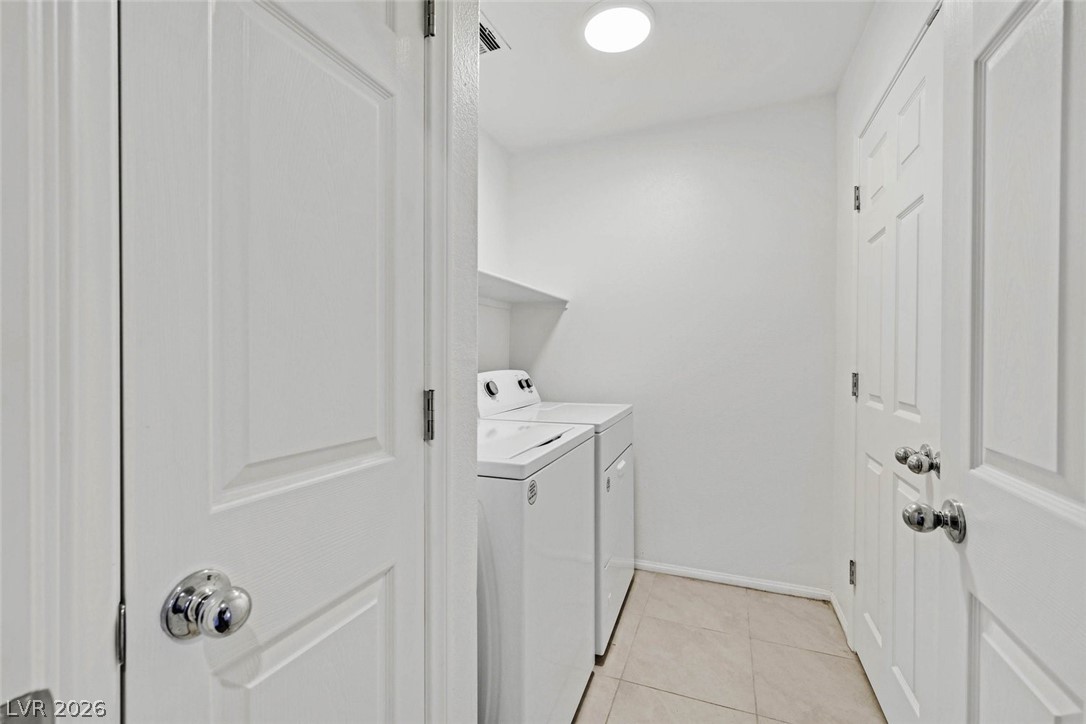 528 Ylang Place Property Photo 23