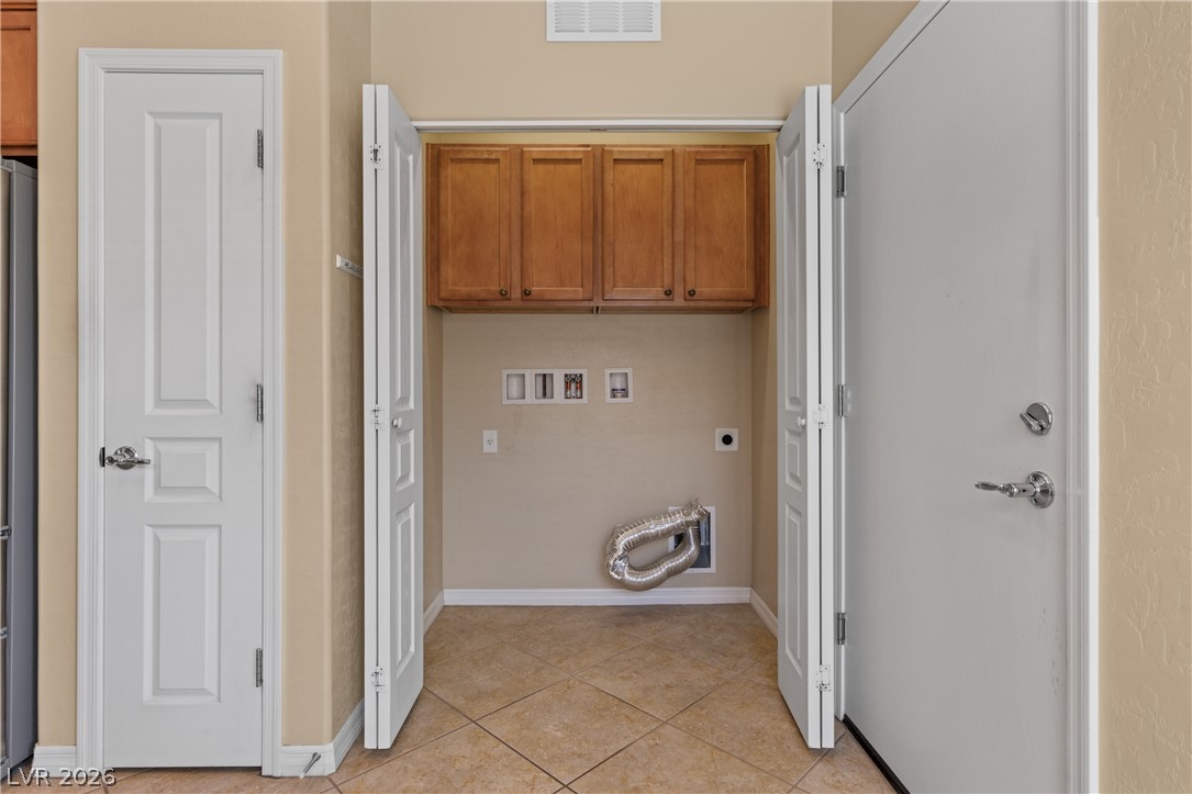 1498 Cougar Court Property Photo 10
