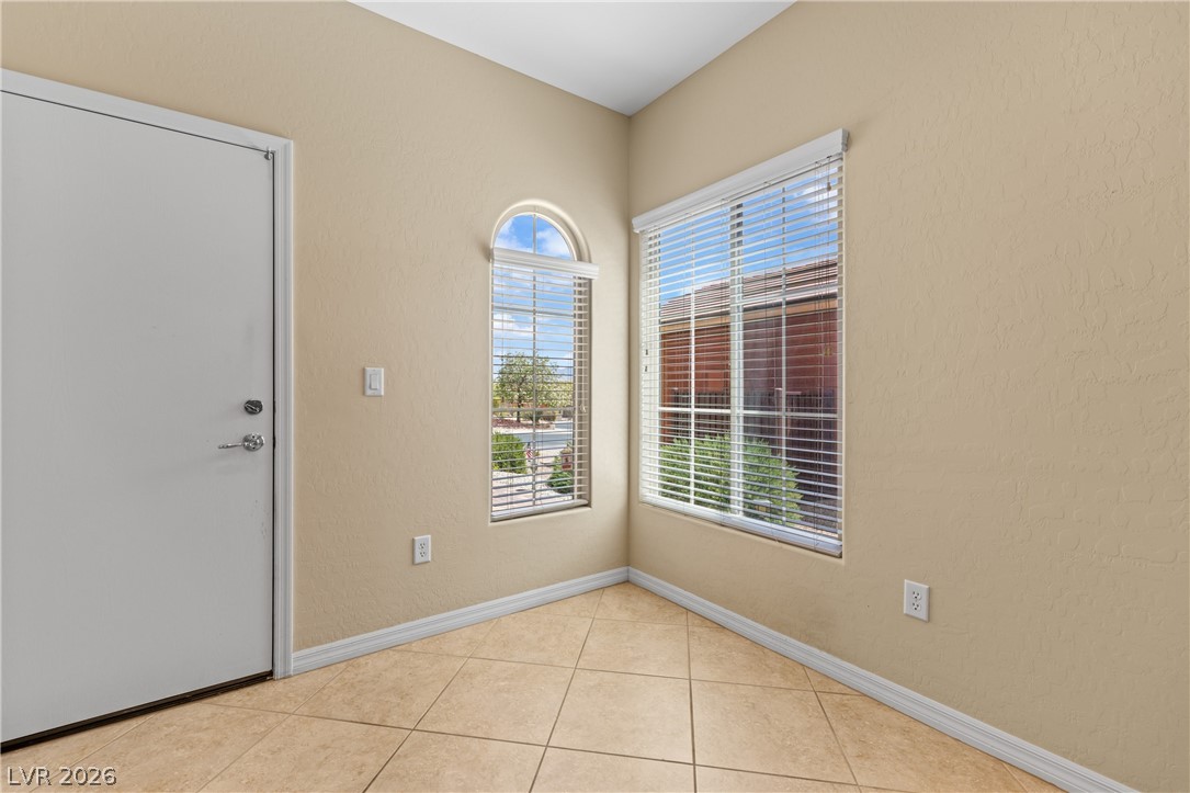 1498 Cougar Court Property Photo 11