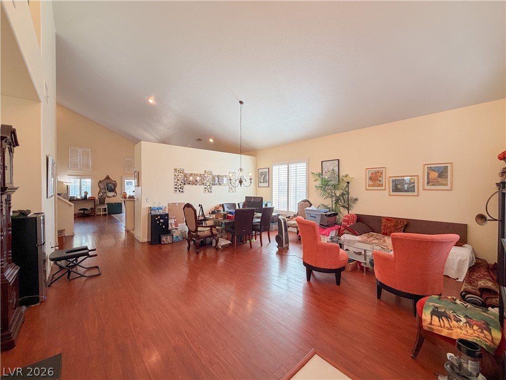 230 Whitly Bay Avenue Property Photo 4