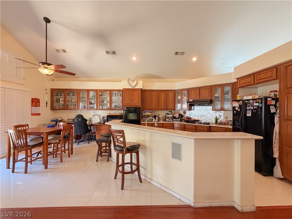 230 Whitly Bay Avenue Property Photo 12