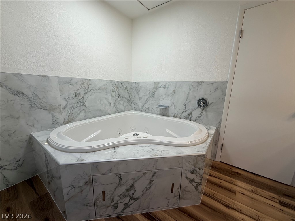 5033 Crystal Breeze Lane Property Photo 60
