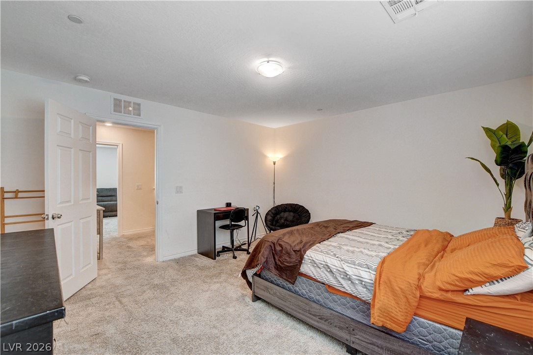 105 Campbelltown Avenue Property Photo 22