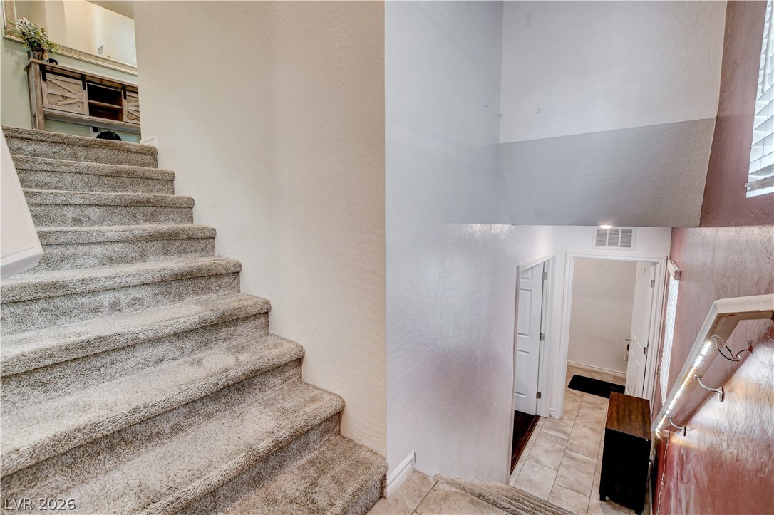 105 Campbelltown Avenue Property Photo 32