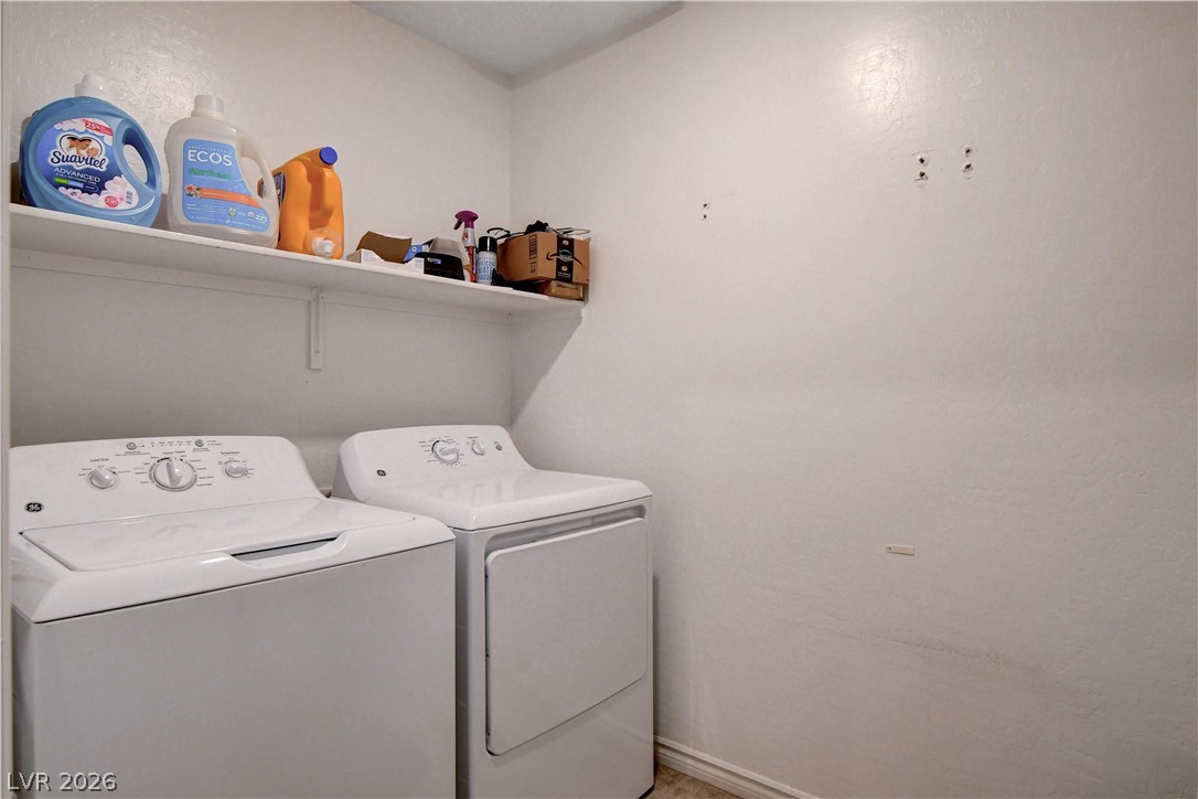 105 Campbelltown Avenue Property Photo 39