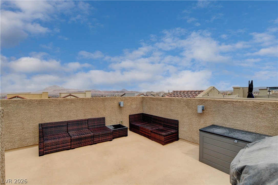 105 Campbelltown Avenue Property Photo 44