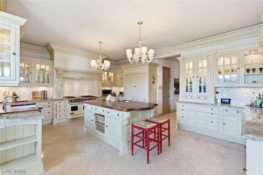 8 Rue Promenade Way Property Photo 14
