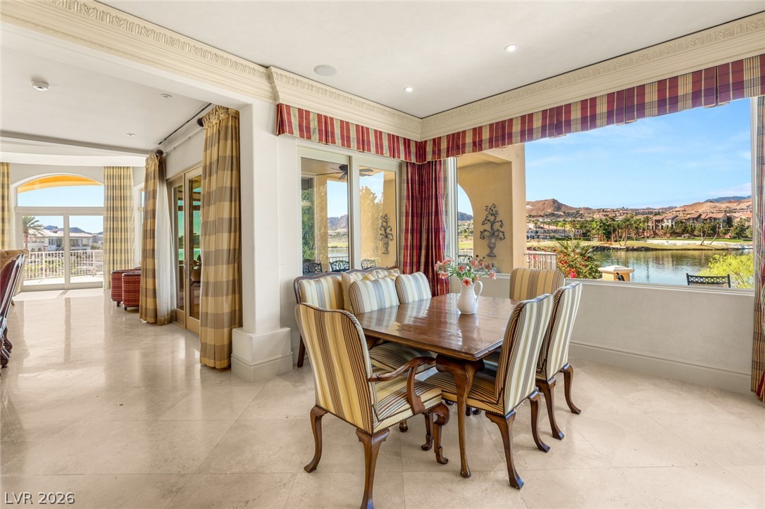 8 Rue Promenade Way Property Photo 19