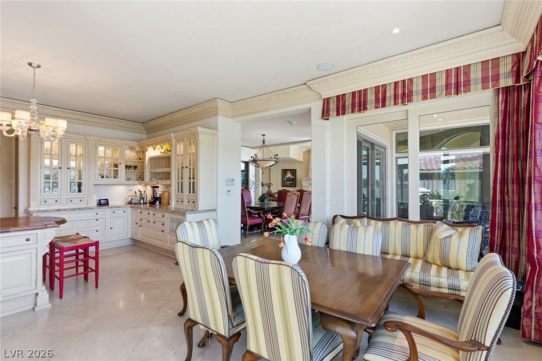 8 Rue Promenade Way Property Photo 22