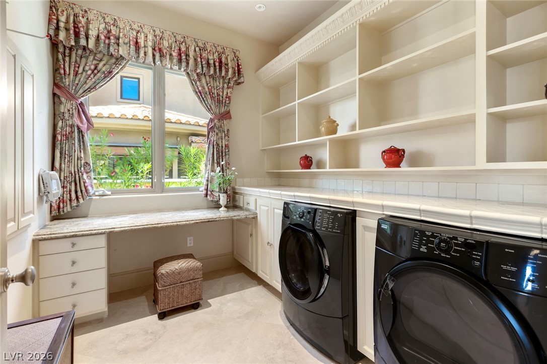 8 Rue Promenade Way Property Photo 25