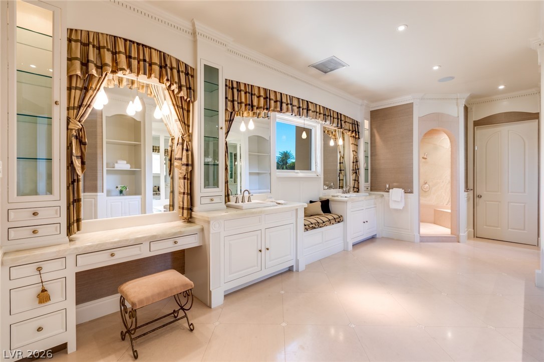 8 Rue Promenade Way Property Photo 31
