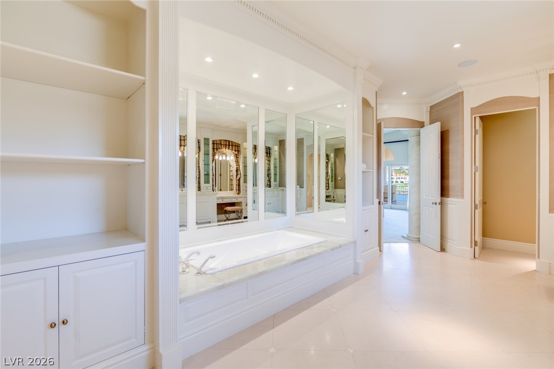 8 Rue Promenade Way Property Photo 33