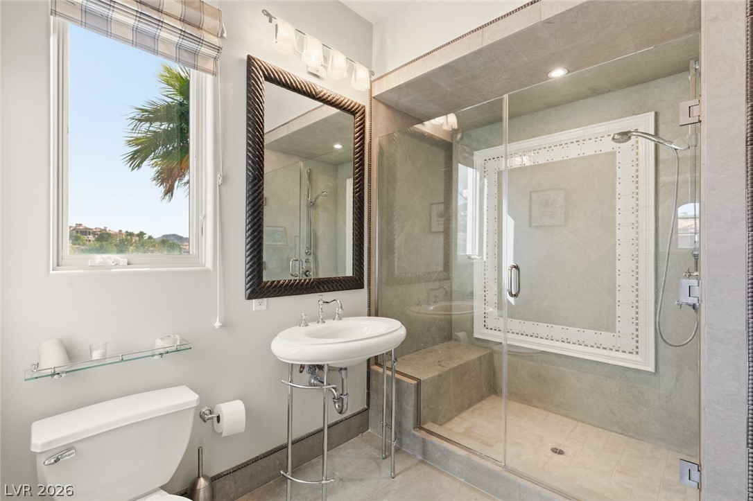 8 Rue Promenade Way Property Photo 35