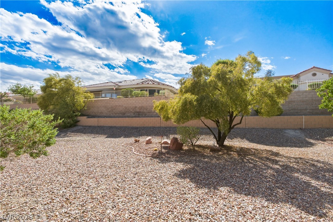 2121 Red Dawn Sky Street Property Photo 23