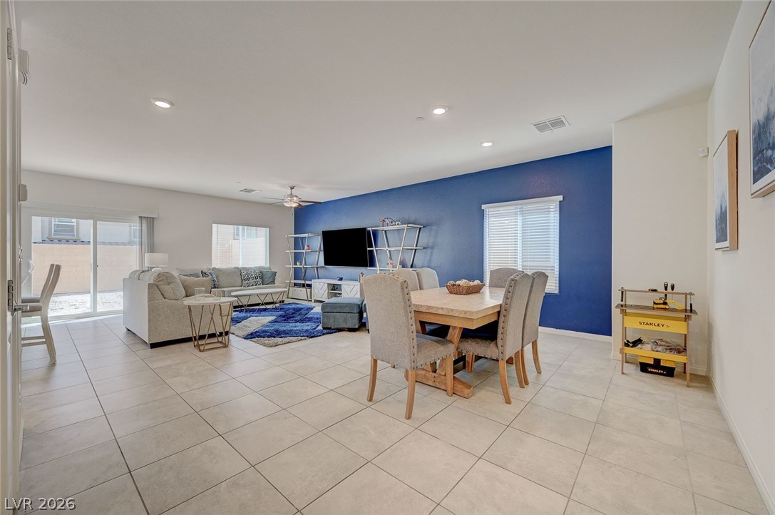 10947 Preston Trails Avenue Property Photo 7