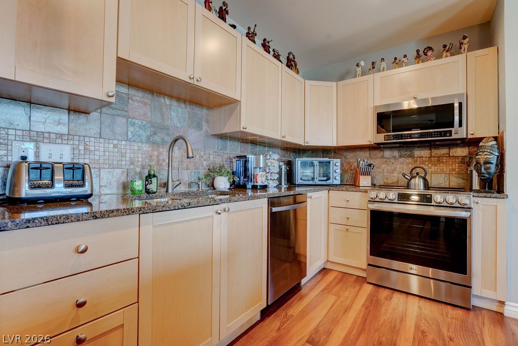 2455 West Serene Avenue 715 Property Photo 11