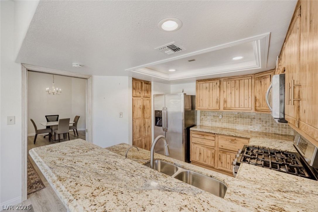 7363 Mission Hills Drive Property Photo 28