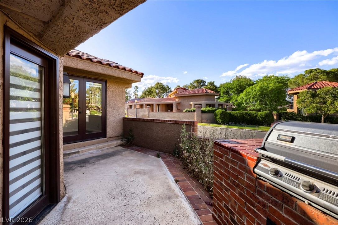 7363 Mission Hills Drive Property Photo 48