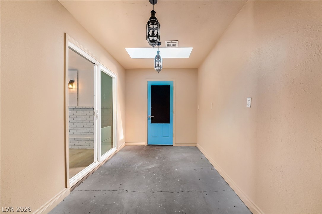 6675 Five Pennies Circle Property Photo 32