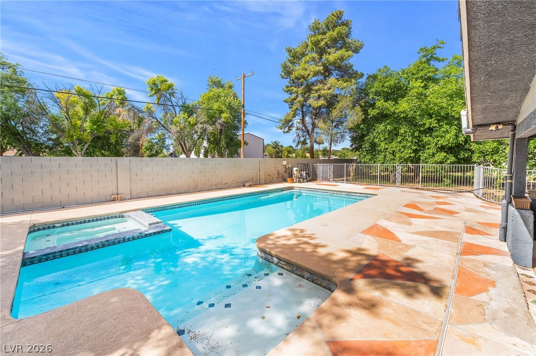 6675 Five Pennies Circle Property Photo 39