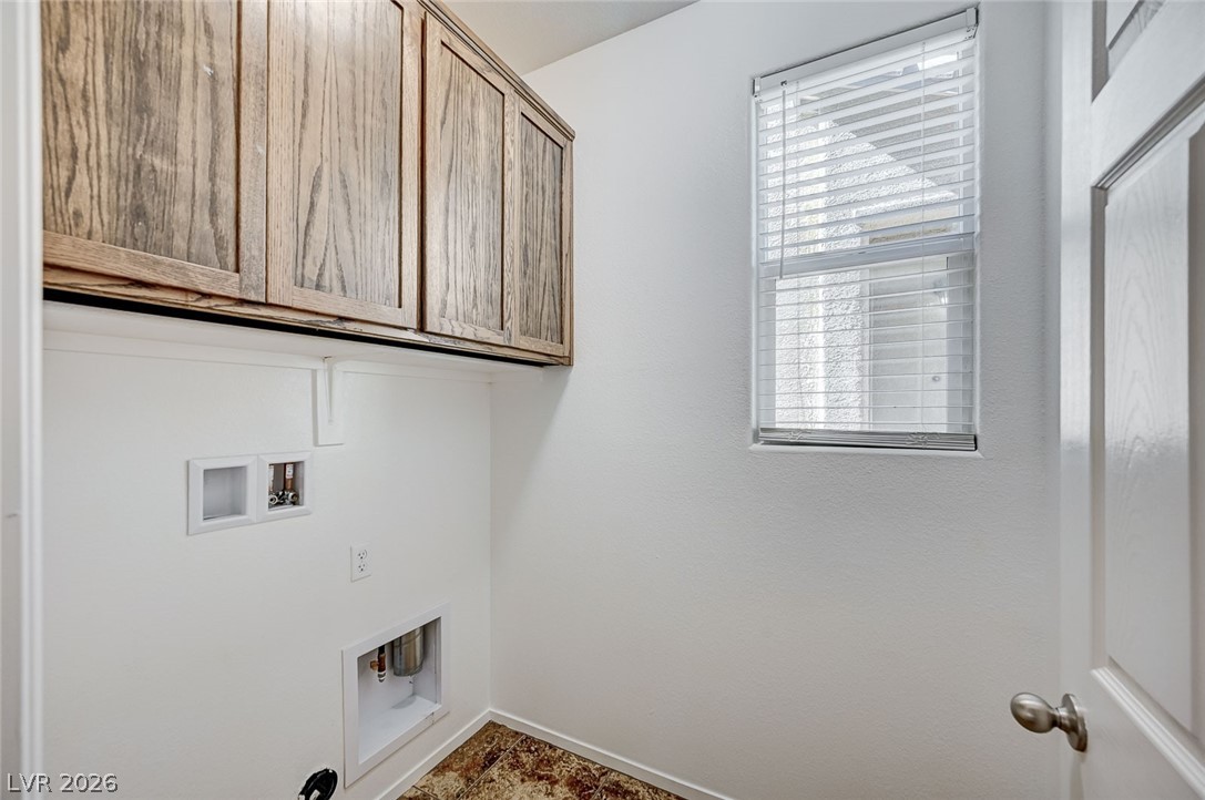 10837 Hunters Green Avenue Property Photo 17