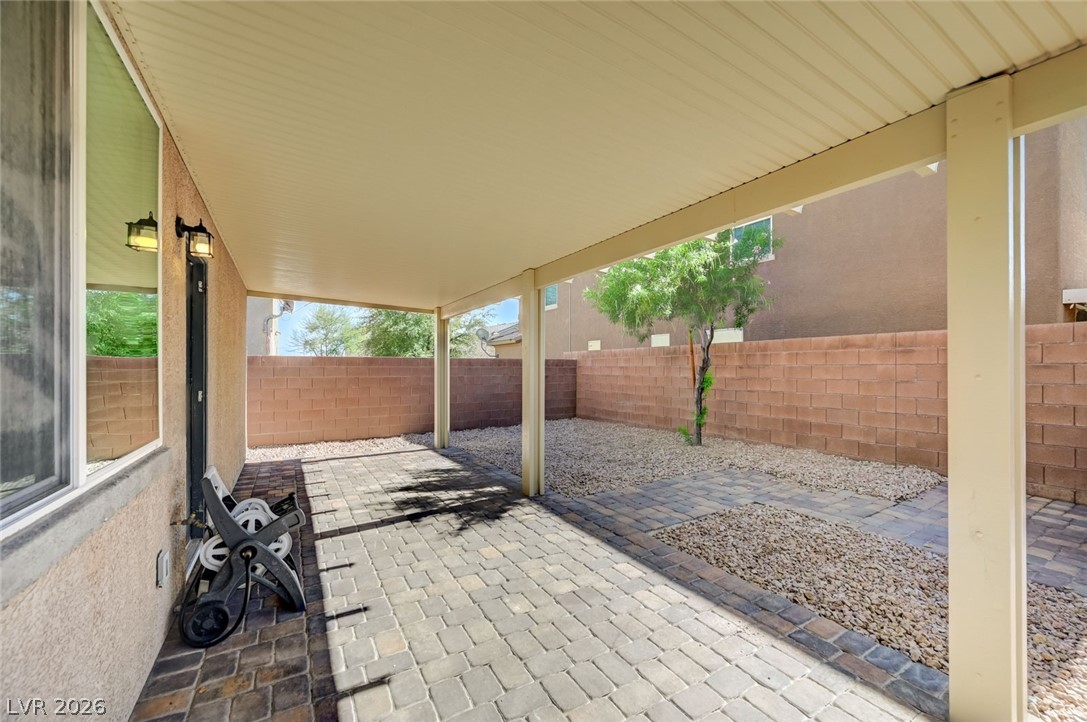 10837 Hunters Green Avenue Property Photo 42