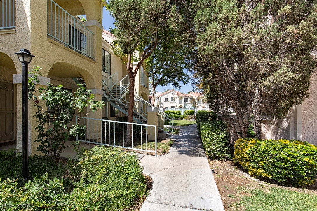4877 South Torrey Pines Drive 105 Property Photo 4